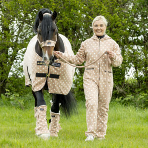 Dotty Fleece Rug by Supreme Products