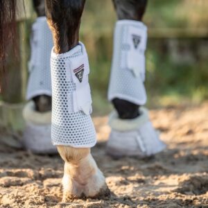Equilibrium Products Tri-Zone All Sports Boots