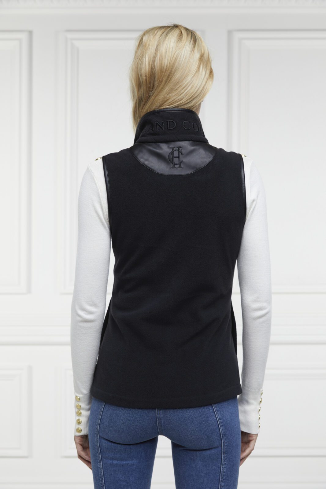 Holland Cooper Country Fleece Gilet -Black - Image 6