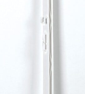 Plastic posts with double step-in, for all conventional tapes, polywires, ropes and wires.