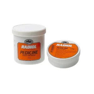 A traditional hoof ointment for maintaining healthy hooves and ensuring optimum hoof condition.  