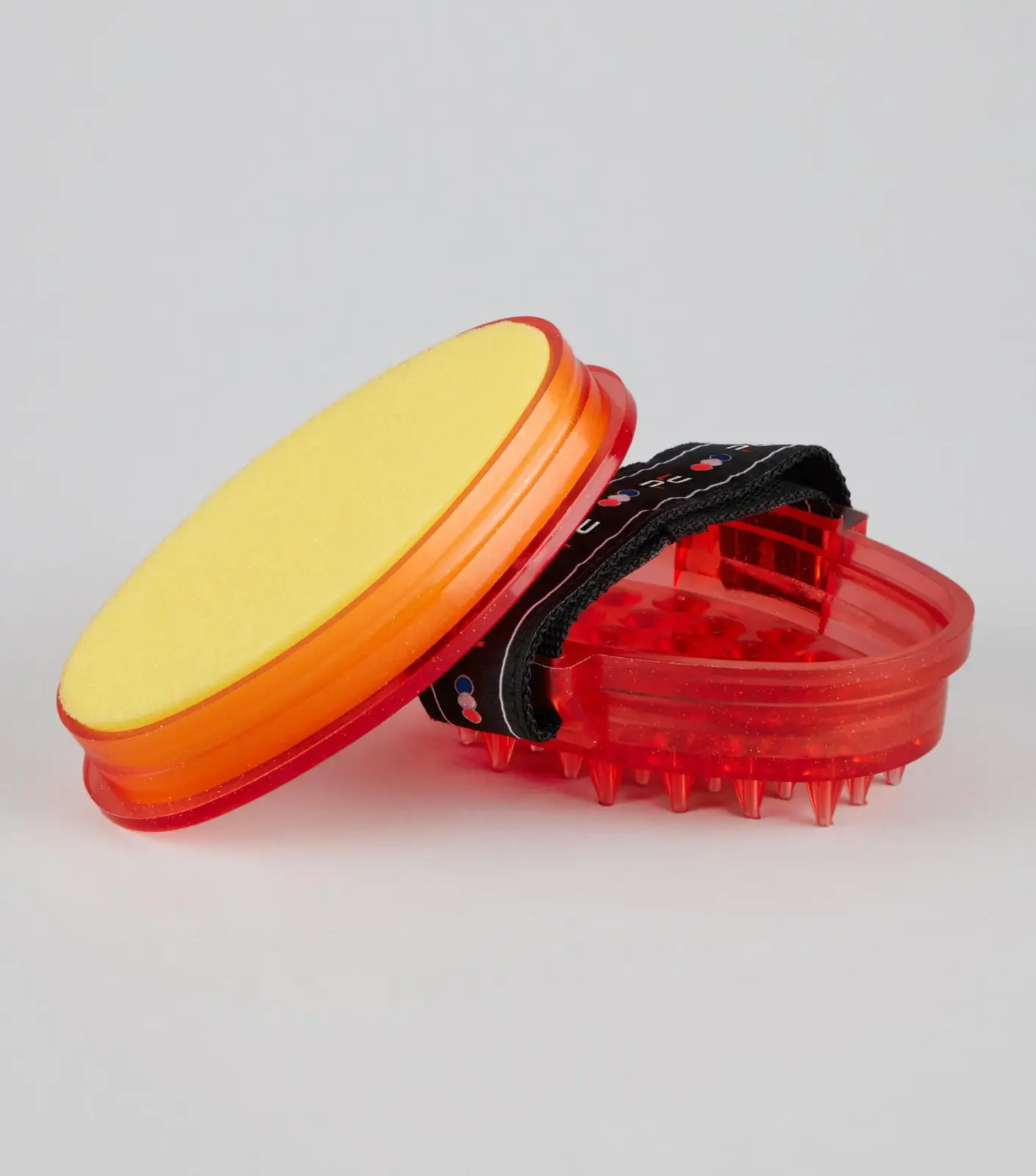 Premier Equine Curry Comb with Integrated Sponge - Image 4