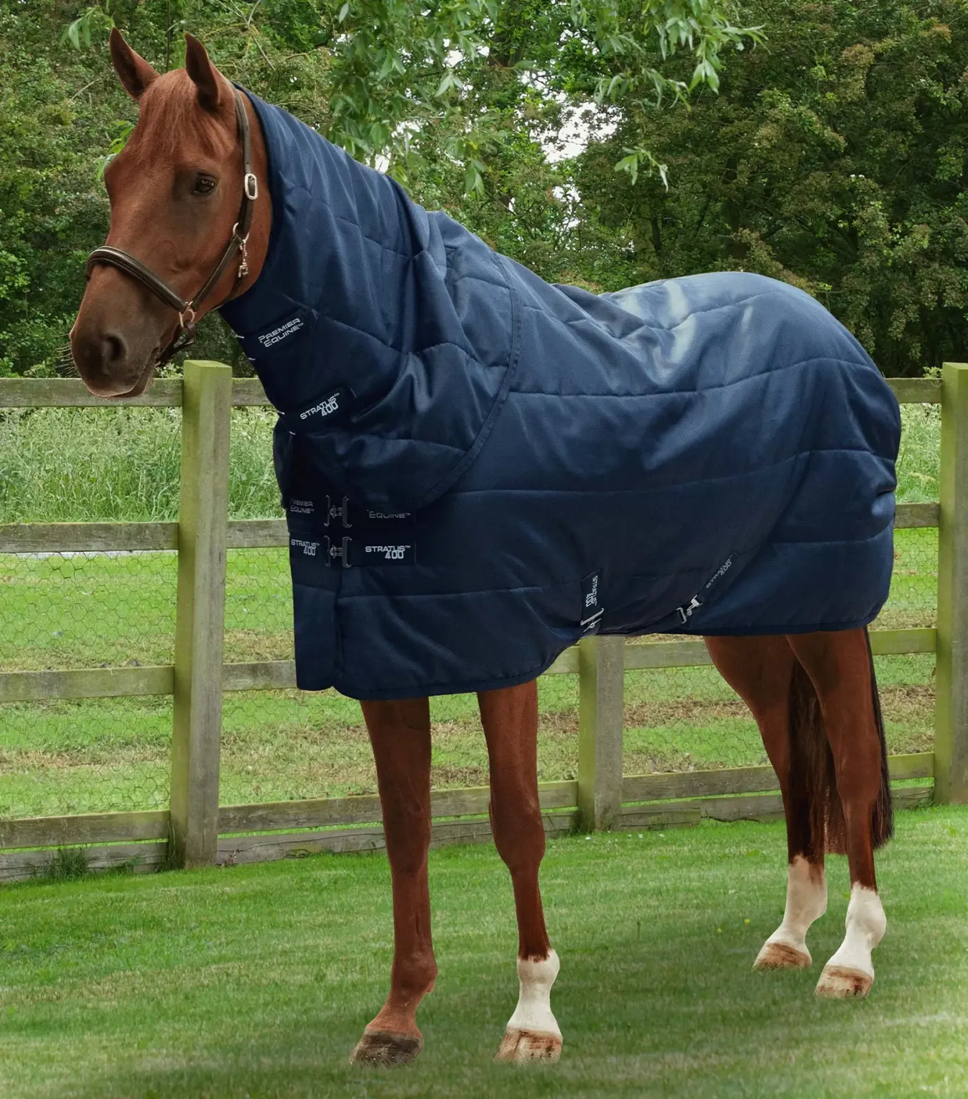 Premier Equine 400g Stable Rug with Neck Cover -Stratus