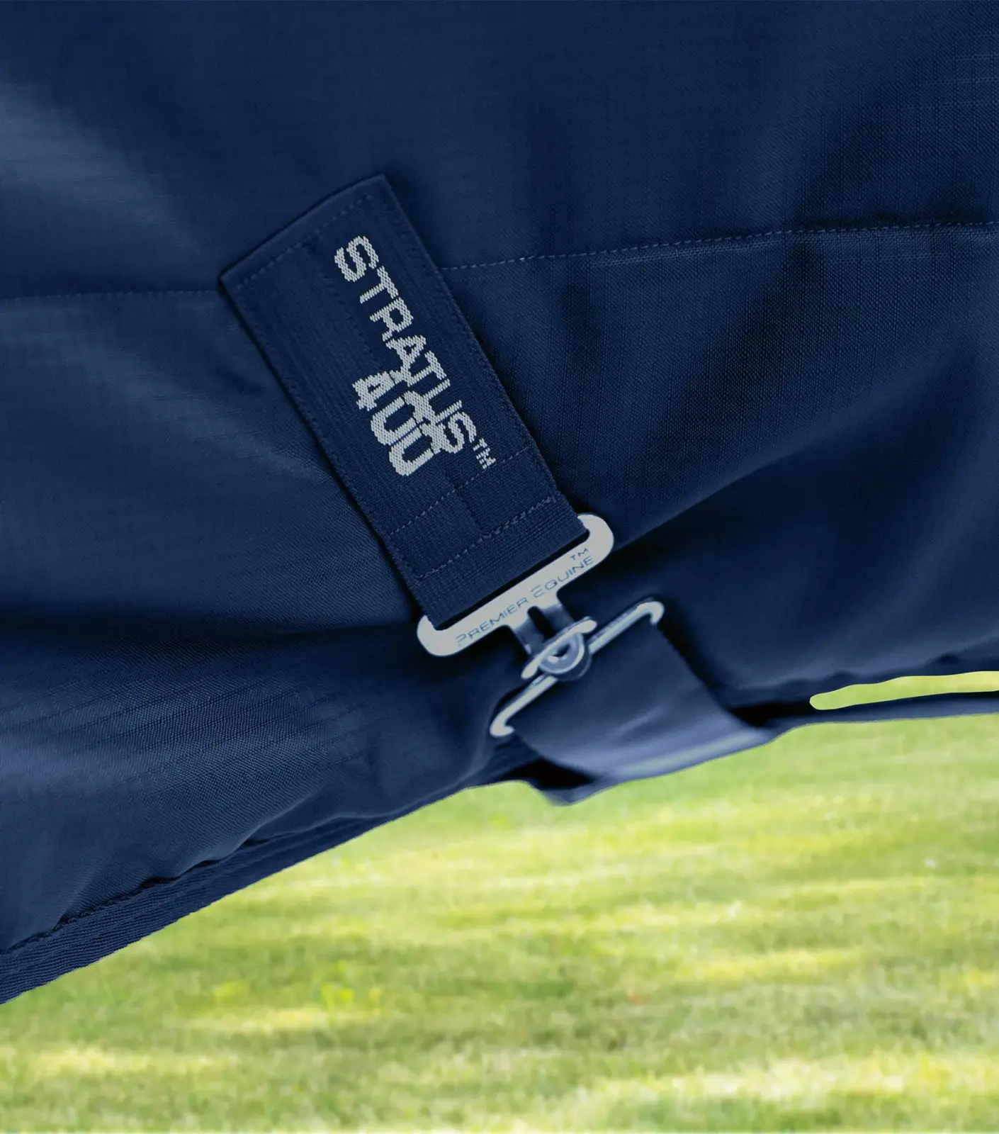 Premier Equine 400g Stable Rug with Neck Cover -Stratus - Image 5