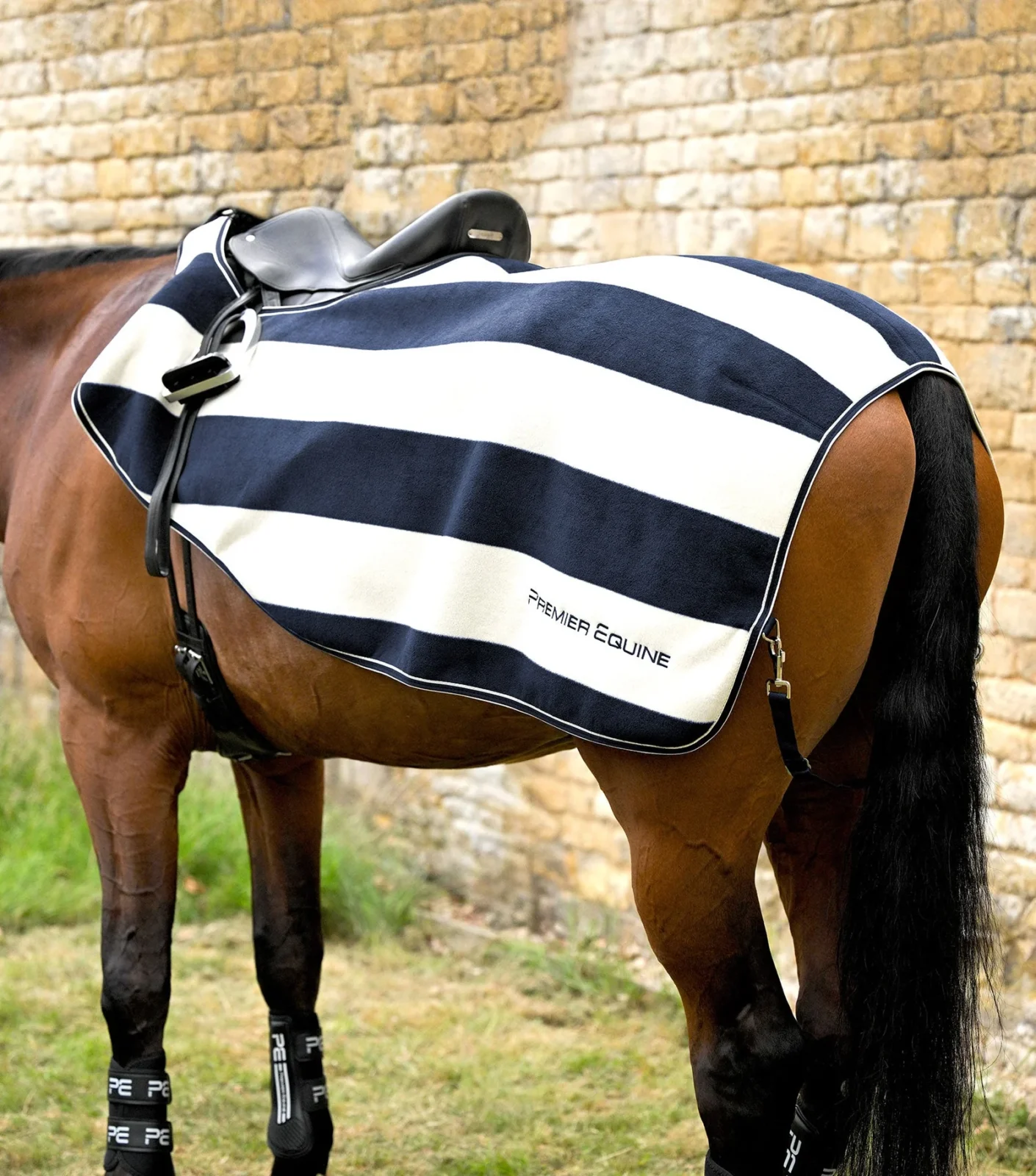 Premier Equine Fleece Exercise Rug -Vellus - Image 5