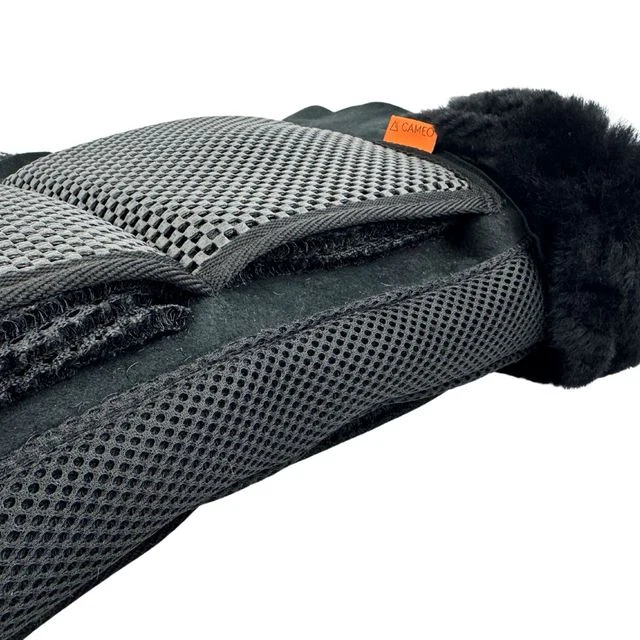Cameo Equine Lambwool Riser -GP