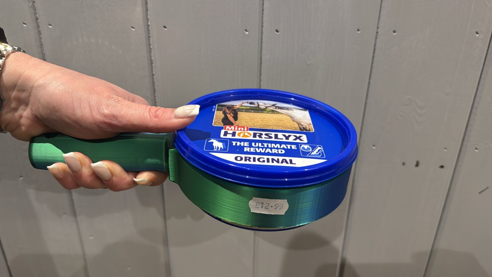 Holder for Mini Horslyx - Image 12