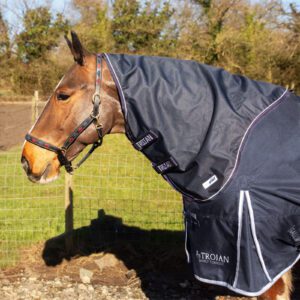 Gallop Trojan 150g Neck Cover Duraproof