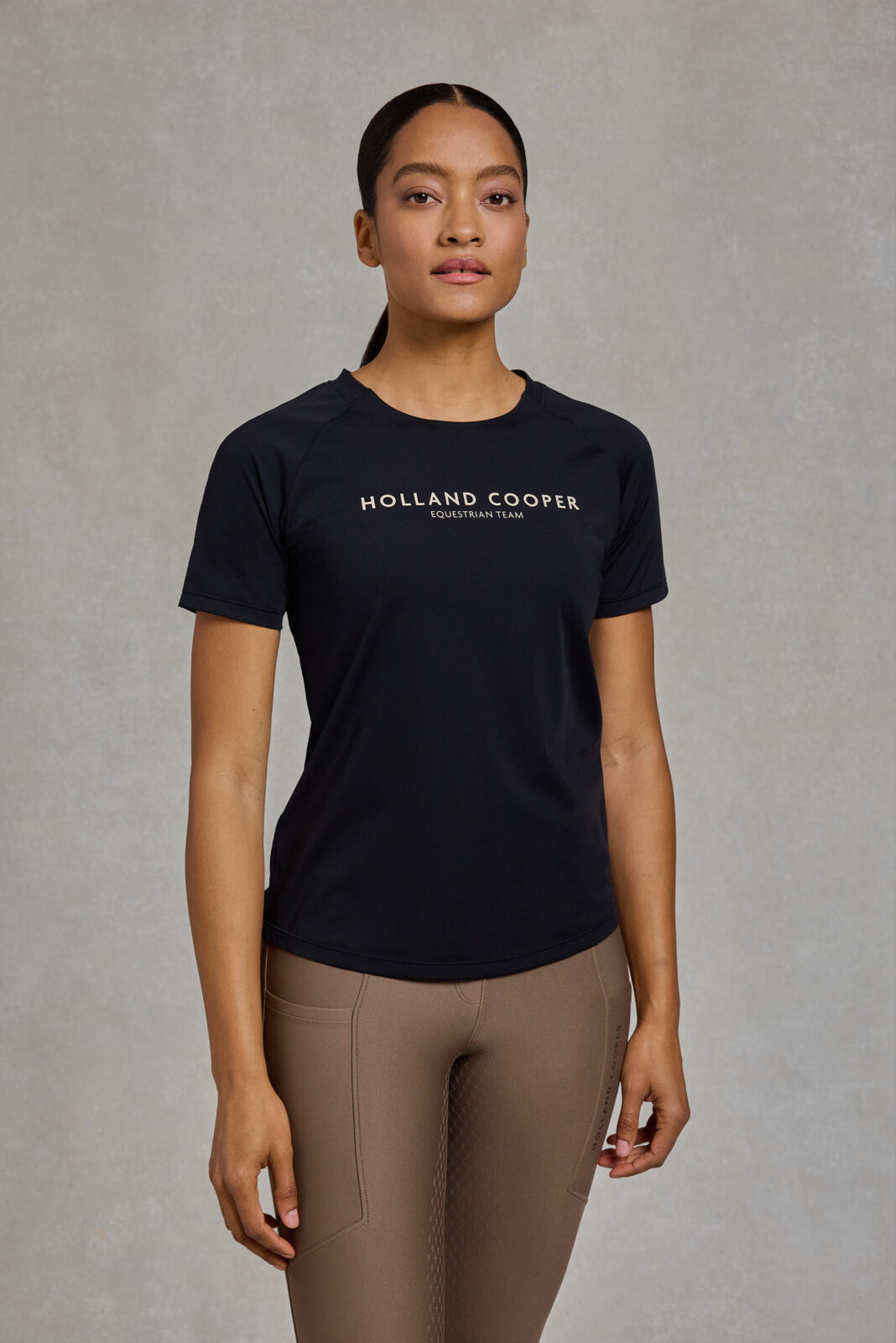 Chiltern Crew Tee -Black by Holland Cooper