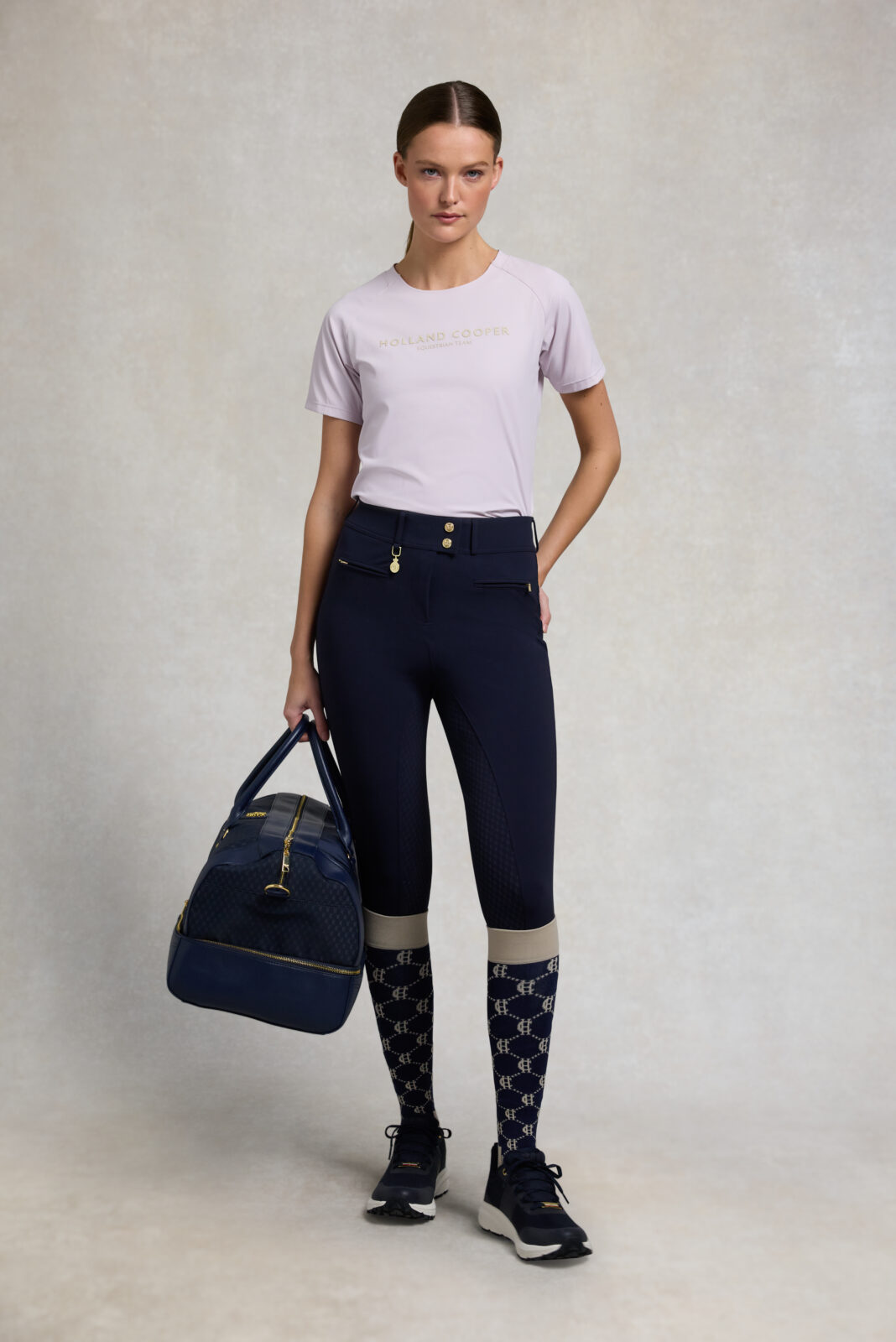 Chiltern Crew Tee -Dawn Pink by Holland Cooper - Image 4